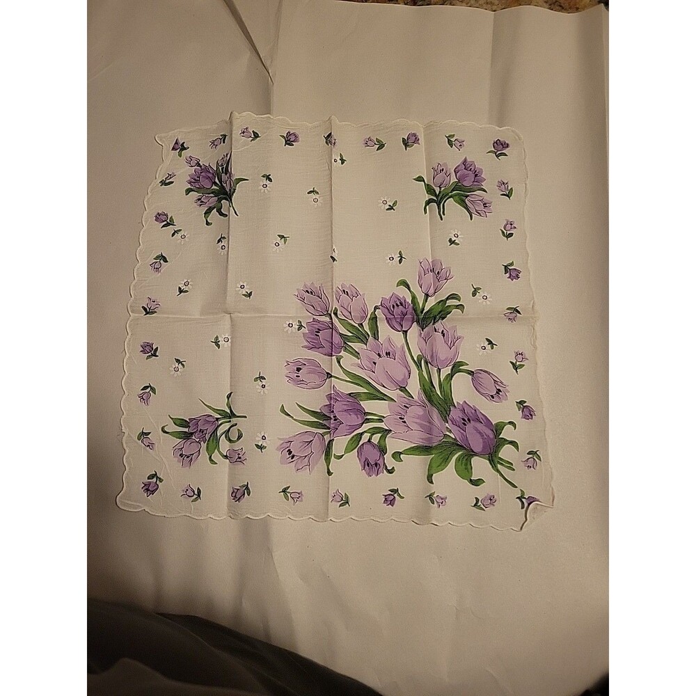 VINTAGE HANKERCHIEF HANKIE PURPLE LAVENDER TULIPS WHITE DAISIES FLORAL FLOWERS
